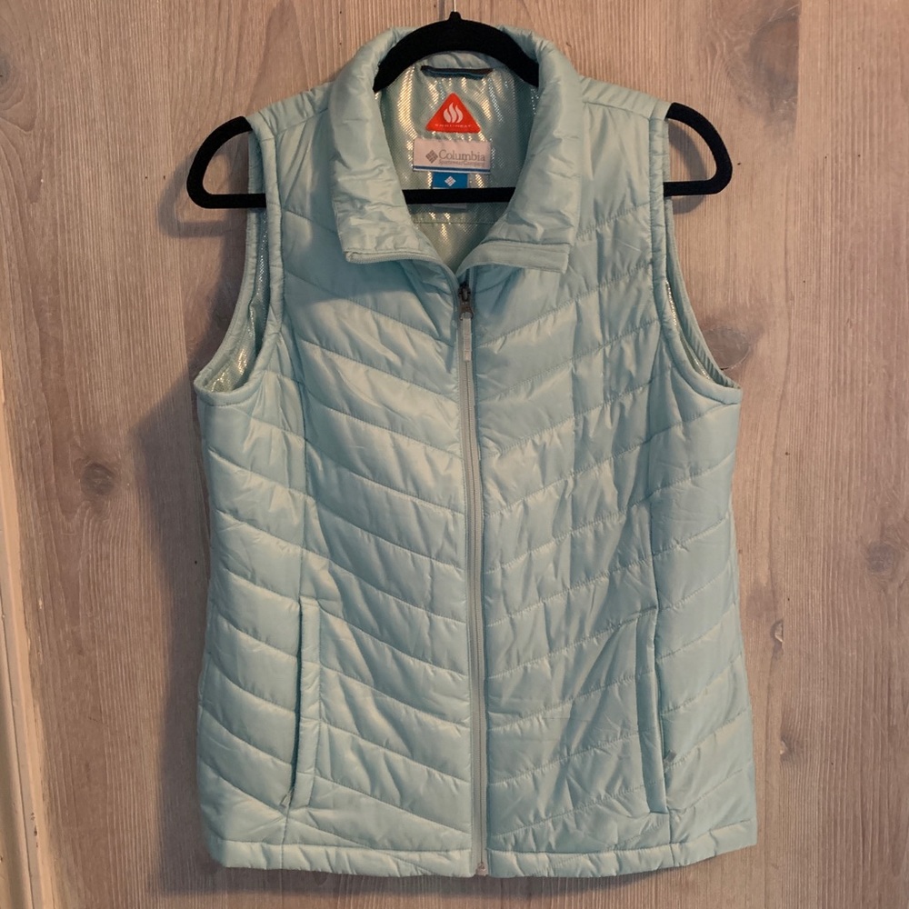 Columbia XL puffy vest